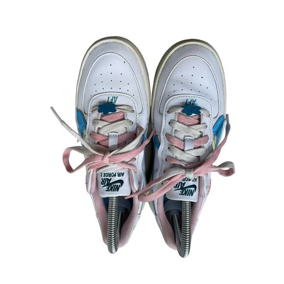NIKE AIR FORCE AF1 PLATFORM WHITE / BLUE / PINK SNEAKERS DZ5197-100 Women’s 6.5 - Picture 4 of 12
